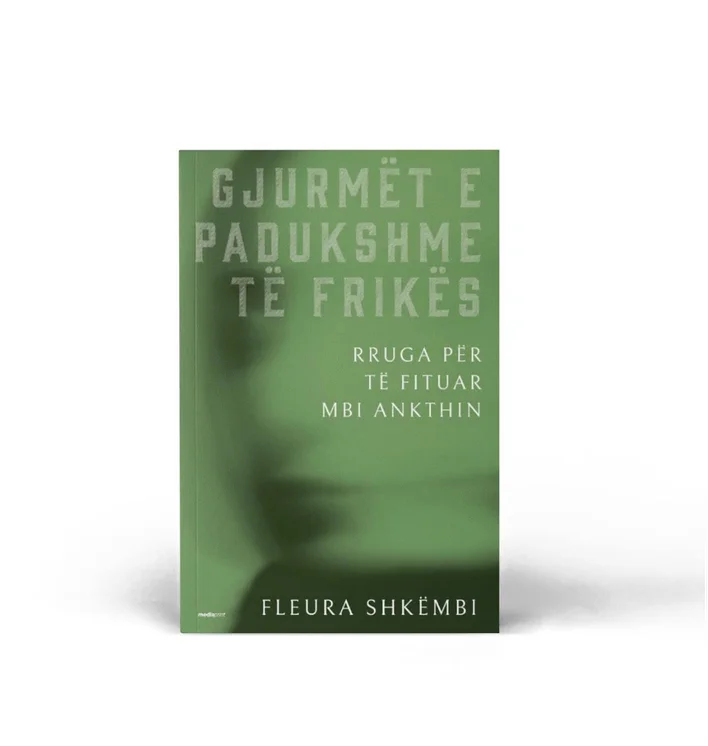 Libri - Gjurmët e padukshme të frikës - Fleura Shkembi